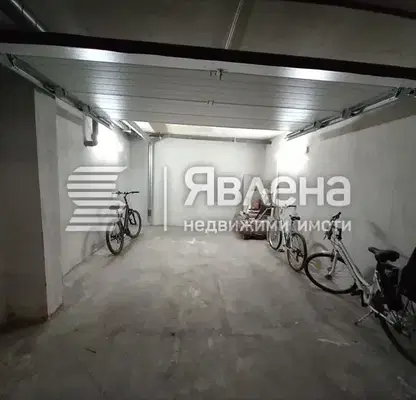 Снимка 4 — Гараж/Паркомясто в Пловдив, Тракия