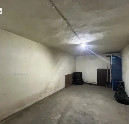 Photo 3 — Garage in Ruse, Centyr