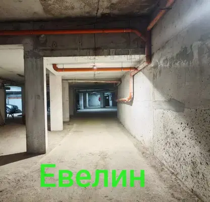 Снимка 2 — Паркомясто в Русе, Широк център