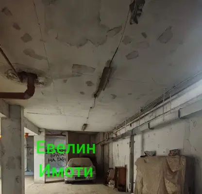 Снимка 4 — Паркомясто в Русе, Широк център