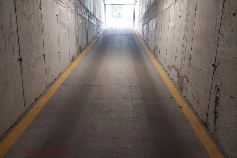 Garage/Parking in Sofiya, Borovo