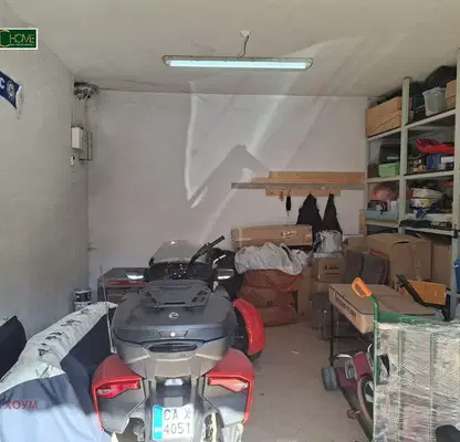 Photo 3 — Garage in Sofia, Hadji Dimityr