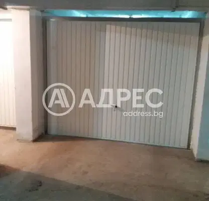 Photo 3 — Garage in Sofia, Ivan Vazov