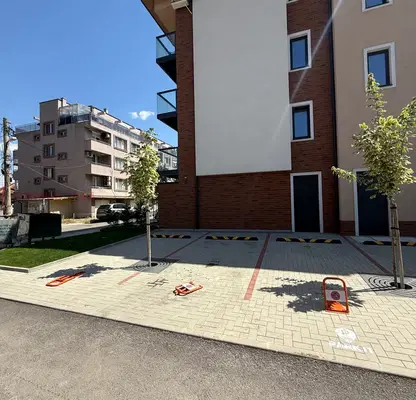 Снимка 3 — Паркомясто в София, Левски