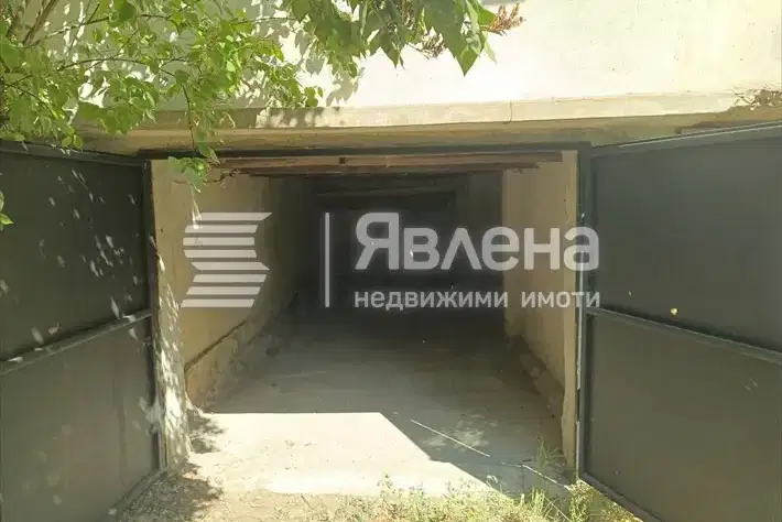 Garage/Parking in Sofiya, Lozenec