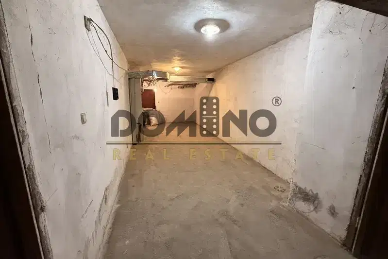 Garage in Sofia, Lozenec
