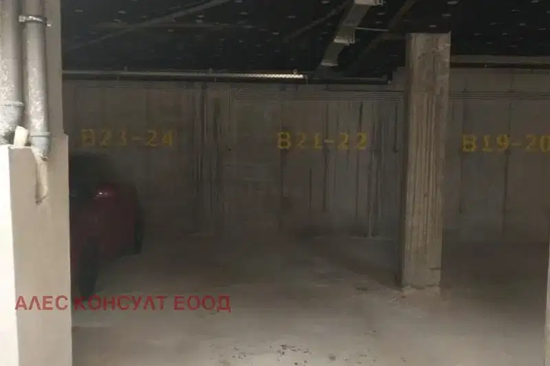 Garage/Parking in Sofiya, Manastirski Livadi