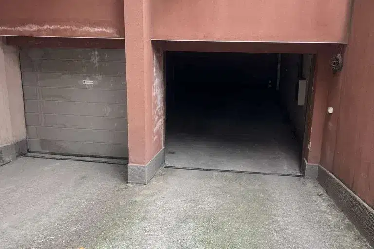 Garage/Parking in Sofiya, Manastirski Livadi