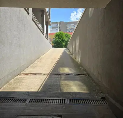 Photo 2 — Garage/Parking in Sofiya, Mladost 2