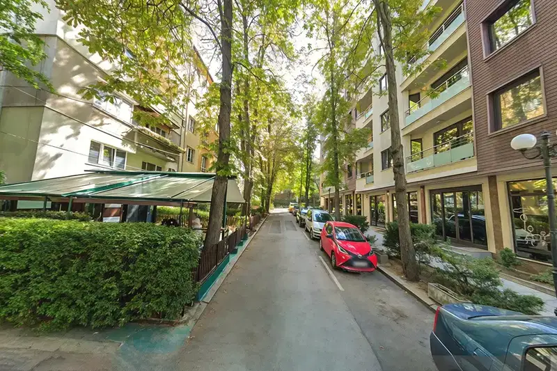 Garage in Sofia, Oborishte