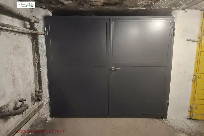 Garage in Sofia, Reduta