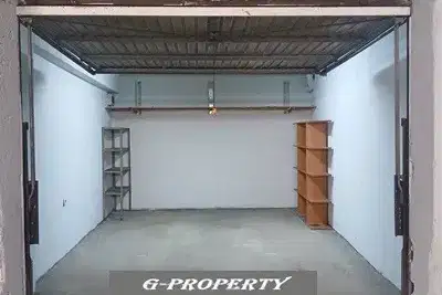 Гараж в София, Редута