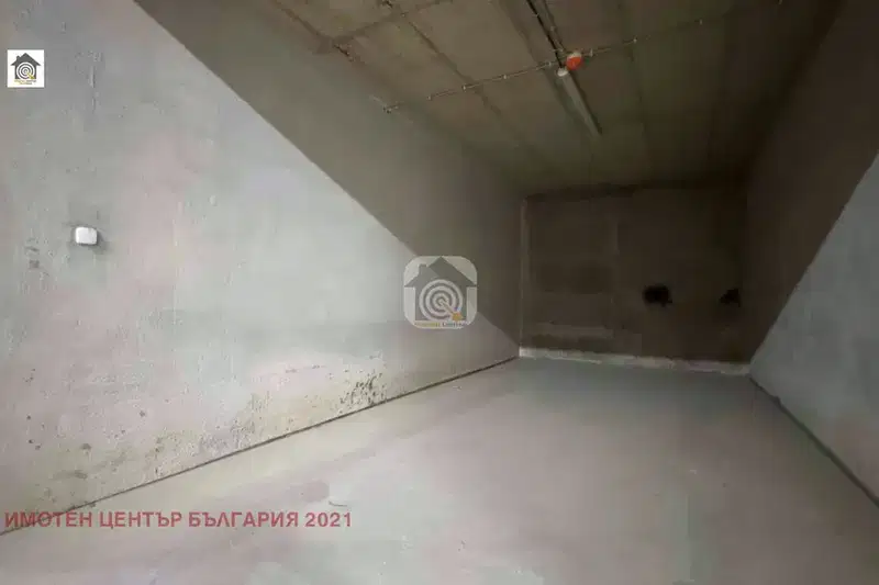 Garage/Parking in Sofiya, Studentski Grad