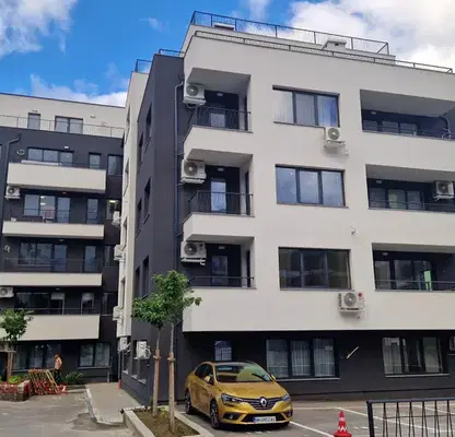 Photo 2 — Garage in Sofia, Studentski Grad