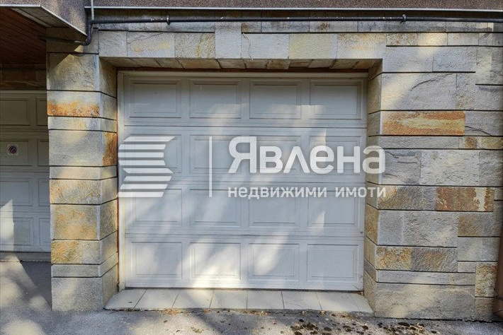 Гараж/Паркомясто в София, Витоша
