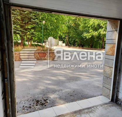 Снимка 4 — Гараж/Паркомясто в София, Витоша