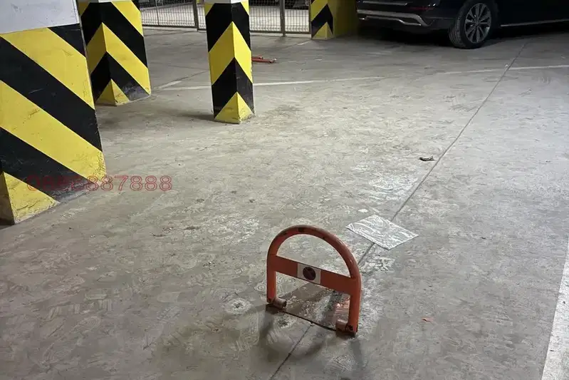 Parking Spot in Varna, Briz