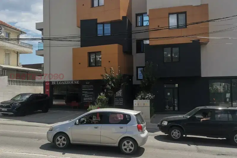 Parking Spot in Varna, Briz