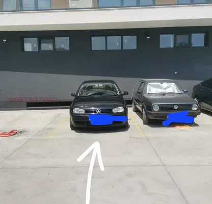 Снимка 4 — Паркомясто във Варна, Бриз