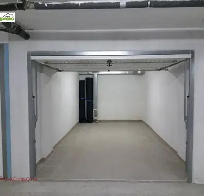Снимка 4 — Гараж във Варна, Централна поща