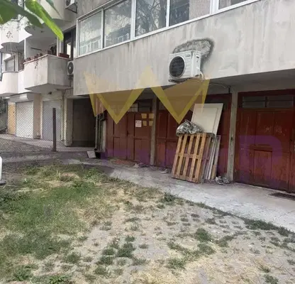 Снимка 5 — Гараж във Варна, Център