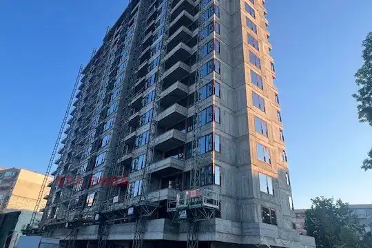 Garage/Parking in Varna, Chaika