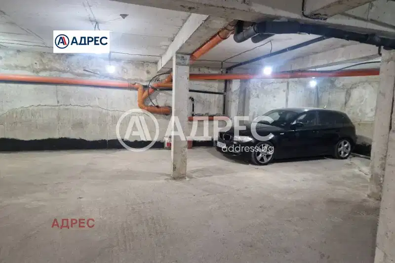 Parking Spot in Varna, Kolhozen Pazar