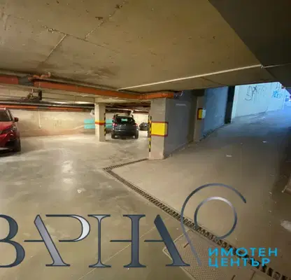 Снимка 2 — Гараж/Паркомясто във Варна, Левски 2