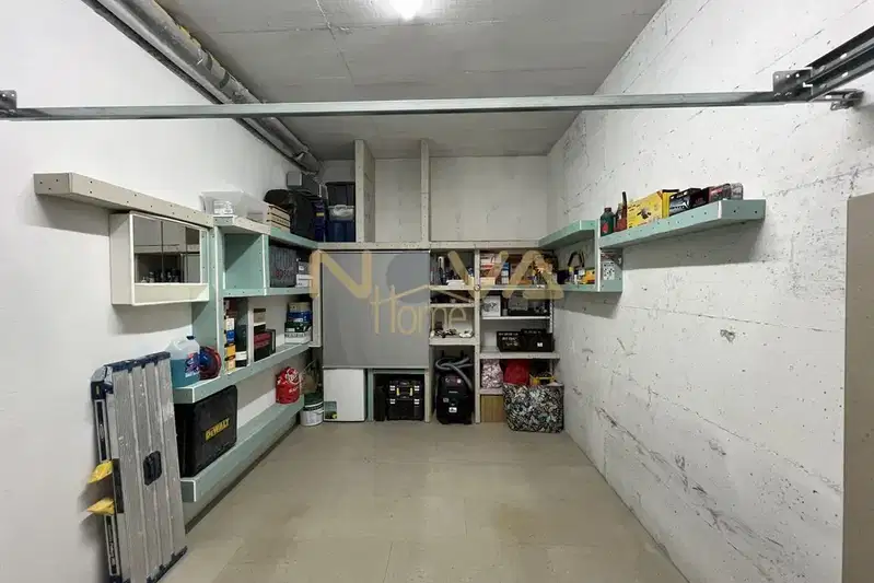 Garage in Varna, Pobeda