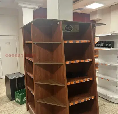 Снимка 4 — Магазин в Ловеч, Широк център