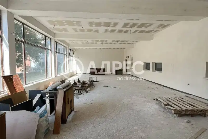 Shop in Oblast Plovdiv, Perushtica