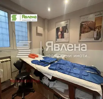 Снимка 4 — Магазин в София, Център