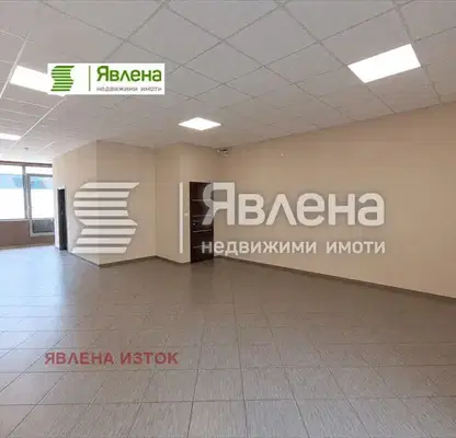 Снимка 2 — Магазин в София, Враждебна