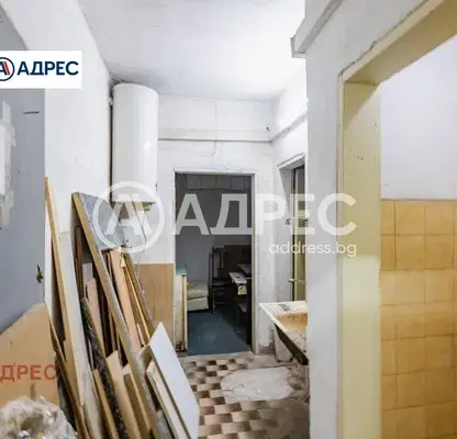 Снимка 4 — Магазин във Варна, Автогара