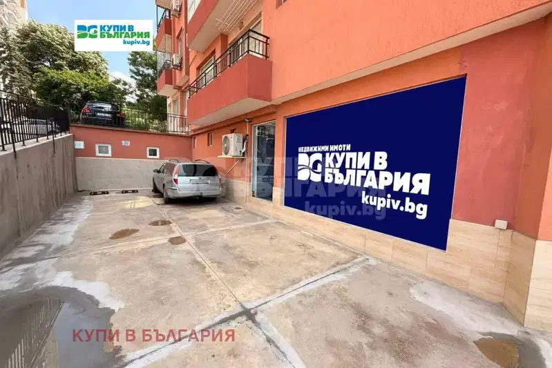 Shop in Varna, Vyzrajdane 1