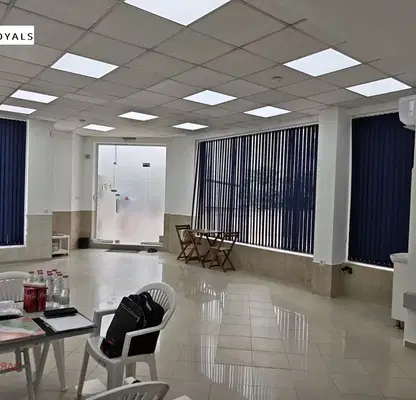 Снимка 2 — Магазин във Варна, Възраждане 1