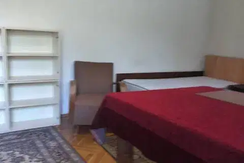 Едностаен апартамент с тераса в Оборище, София
