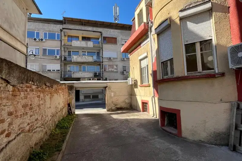 Warehouse in Plovdiv, Centyr
