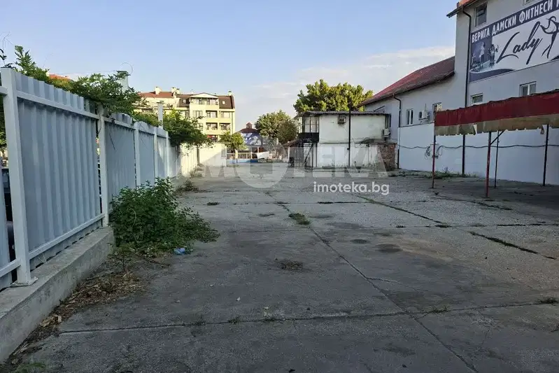 Warehouse in Plovdiv, Kyuchuk Parij