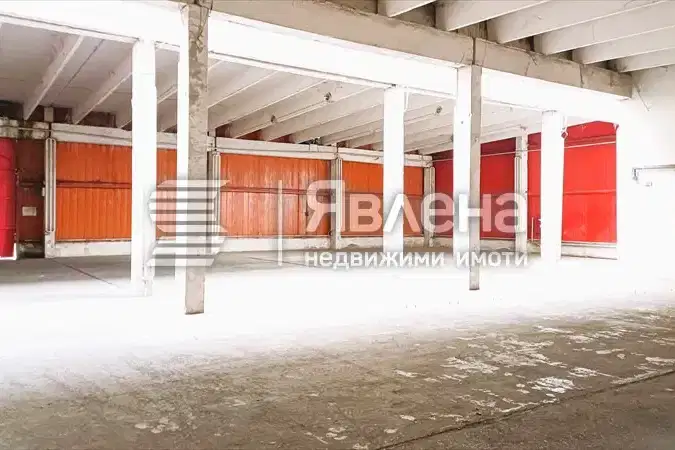 Warehouse in Kazichene