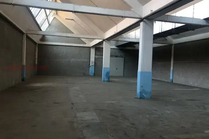 Warehouse in Kazichene