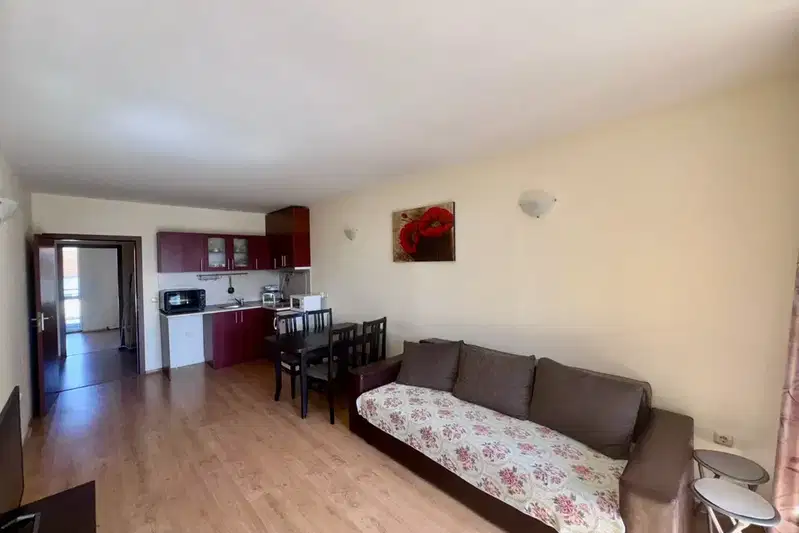 Two-room apartment with south aspect in Aheloy