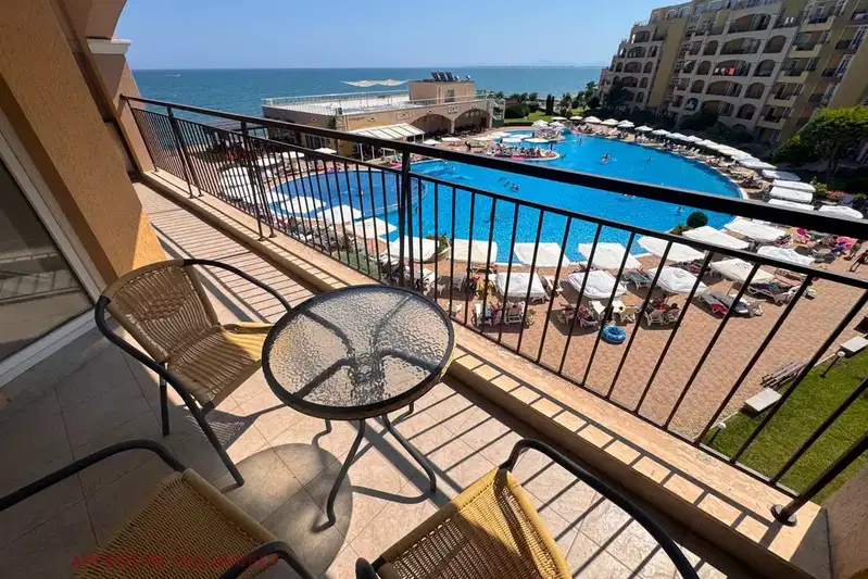 2-bedroom apartment in Burgas, Aheloi