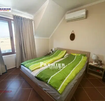 Photo 5 — Spacious 3-room apartment in Aheloy with glazed terrace