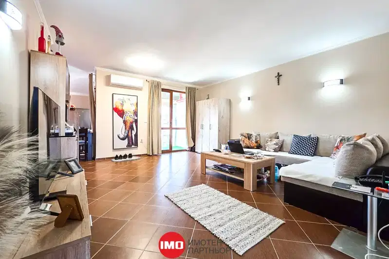3-bedroom apartment in Burgas, Aheloi