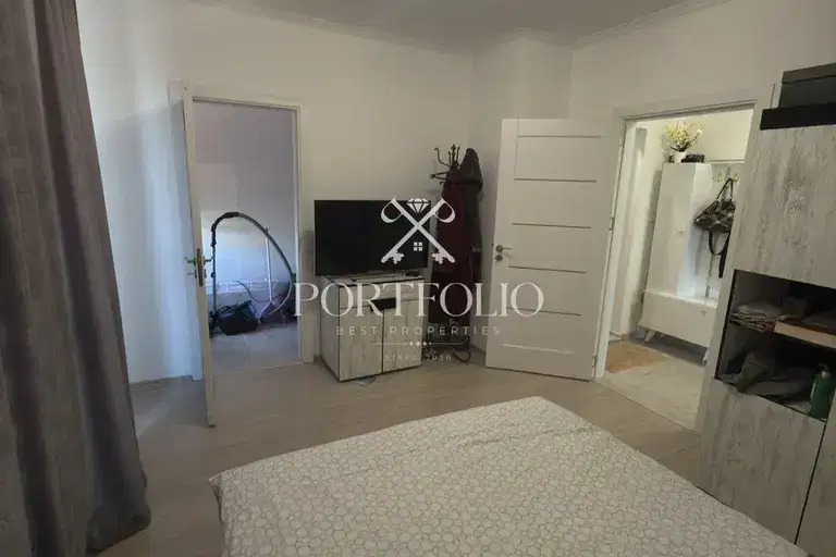 Two-room apartment in Aytos with modern construction