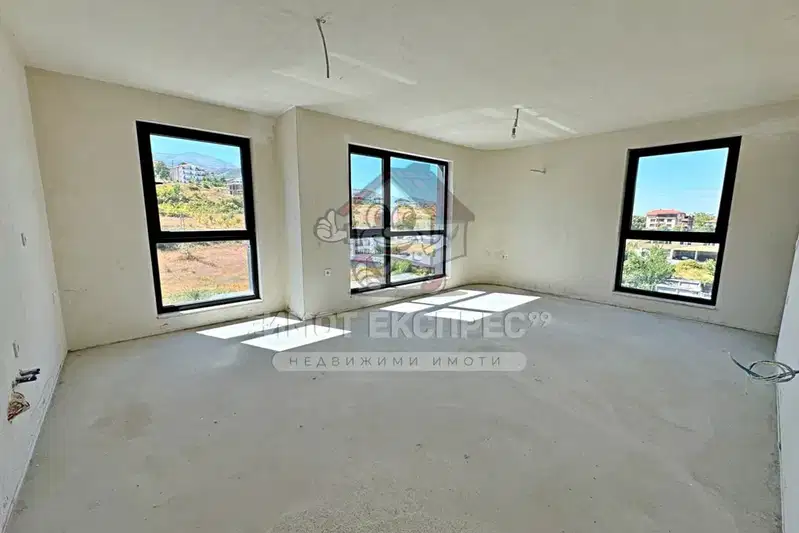 Three-room apartment in Zapad district, Asenovgrad with parking space