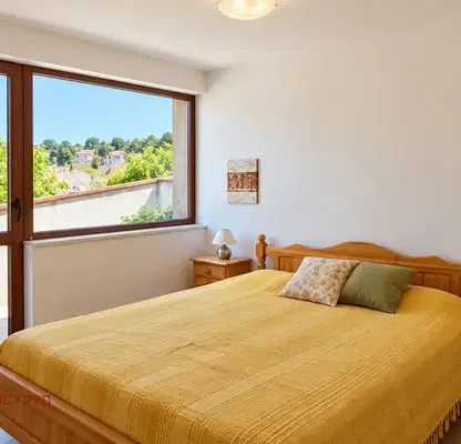 Photo 4 — Three-room apartment with yard and pool in Balchik