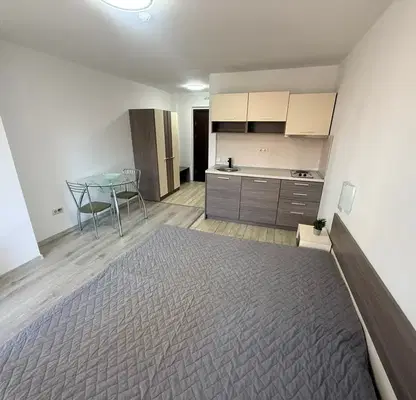 Photo 3 — Studio apartment in Bansko with south-facing balcony and view