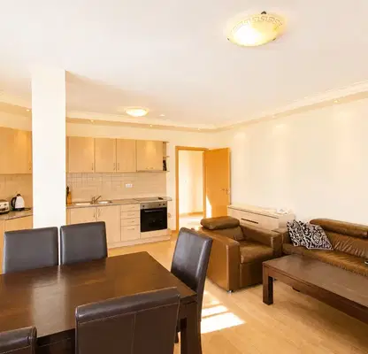 Photo 3 — Three-room apartment with 2 balconies in Bansko, Parklands
